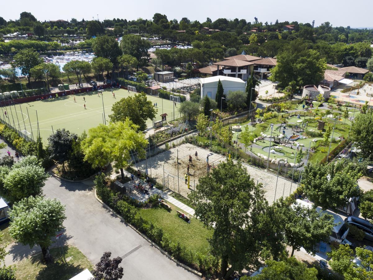 Piani Di Clodia Holidaypark Hotel Lazise Exterior foto